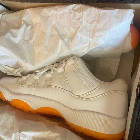 Air Jordan 11 citrus low - Picture 4 of 6